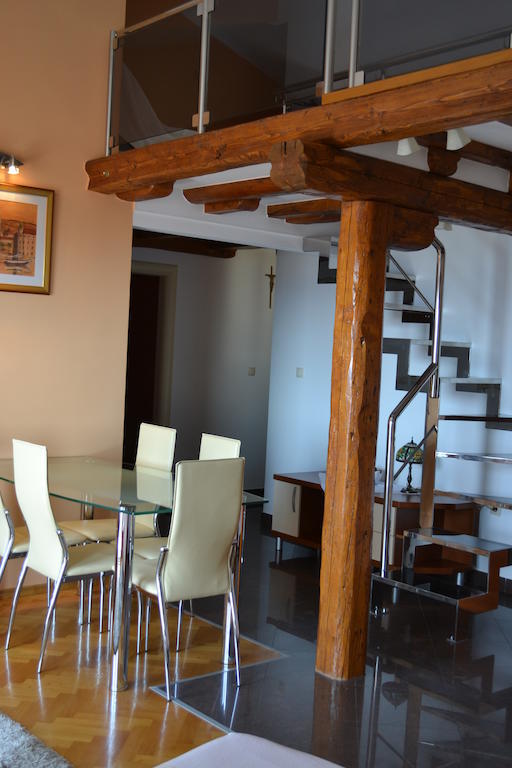 Apartments Karlo Omis Luaran gambar